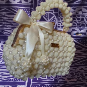 ✨ Sac perlé « Perle Royale » – Élégance classique et charme artisanal